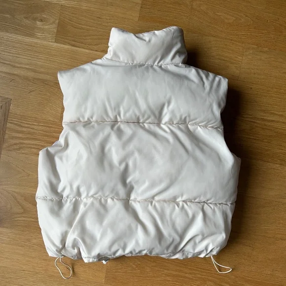 Cream Color Fashion Cropped Short Puffer Vest Gilet Standing Collar Zip Pockets - Picture 8 of 13